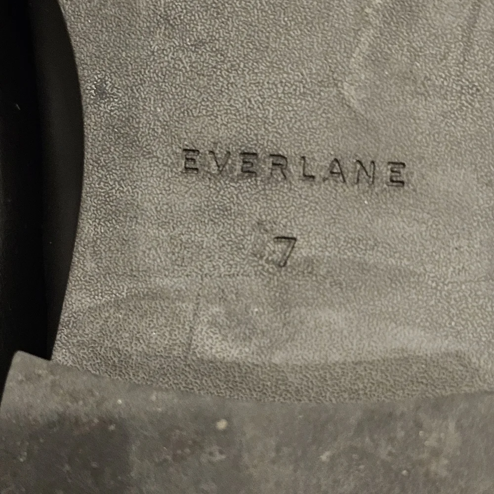 [LIKE NEW] Everlane The Modern Loafer in Black Leather sz 7